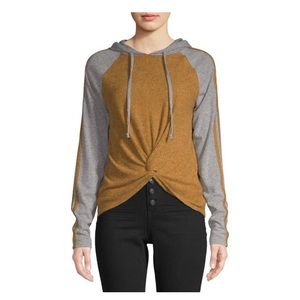 No Boundaries Juniors' Brushed Rib Twist Front Hoodie.  Junior XL (15-17)